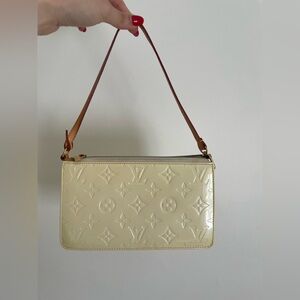Authentic Louis Vuitton Cream Vernis Shoulder Pochette with Tan Strap